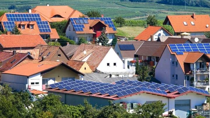 El Gobierno apoya la creación de seis comunidades energéticas en Castilla