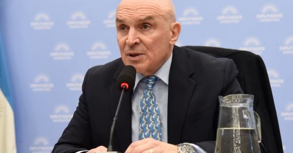 Espert pidió licencia hasta el final de su mandato como diputado
