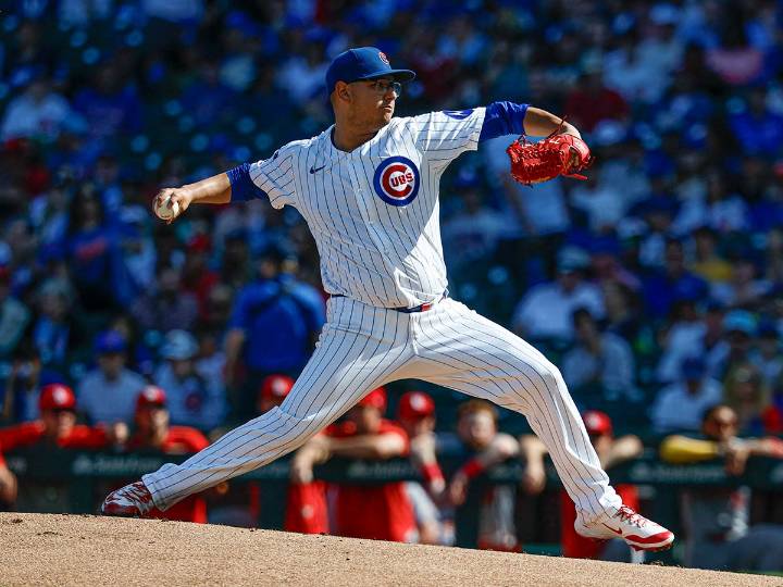 Javier Assad, fuera del roster de Chicago