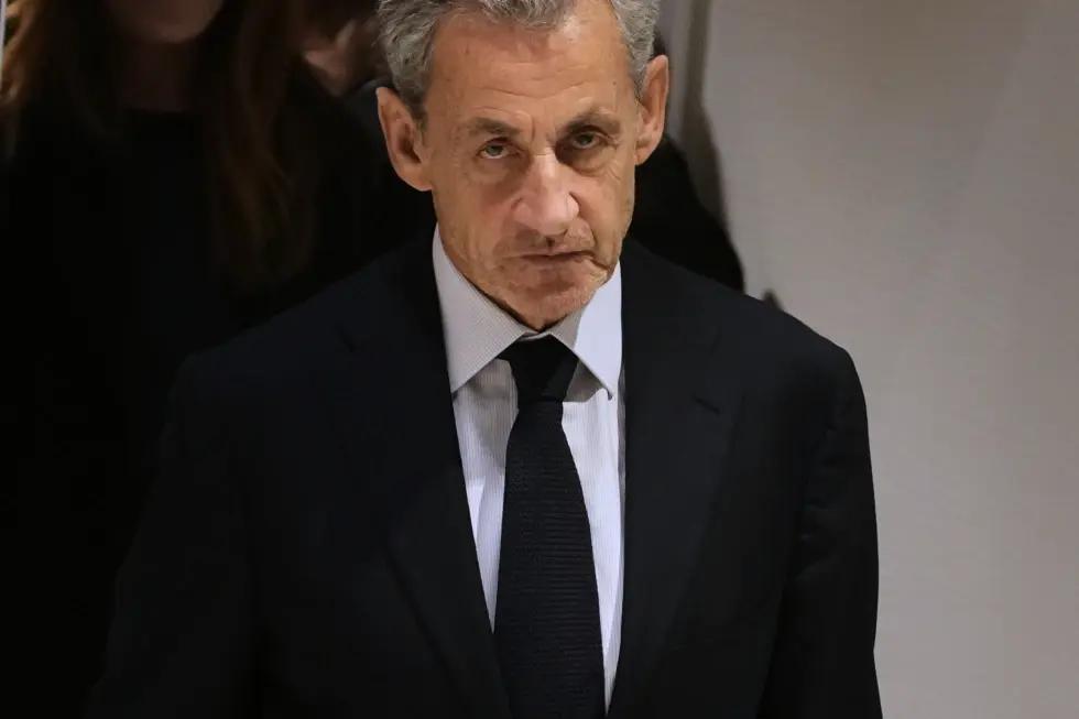 El expresidente francés Nicolas Sarkozy ya está en prisión: así vivirá su condena en La Santé