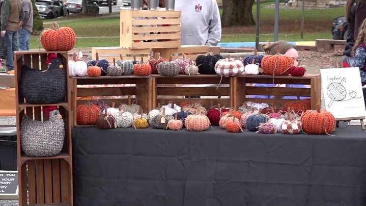 Sullivan County's biannual Country Market returned Saturday, bringing crafts, candles, and pottery with it