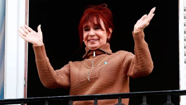 Cristina llamó a frenar el “experimento libertario” de Milei antes de las elecciones