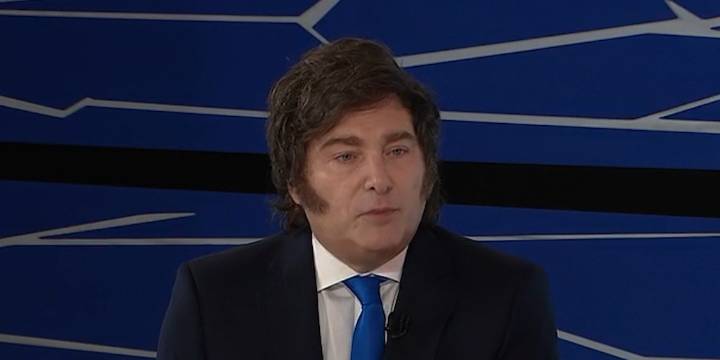 “Estamos trabajando con el Tesoro norteamericano”, dijo Javier Milei, y aseguró que “el rumbo es el correcto”