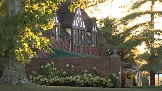 Mount Airy residents express concerns over looming Pinecroft estate sale