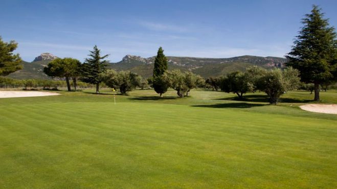 Llega una nueva edición del JubiJueves a Golf Guara