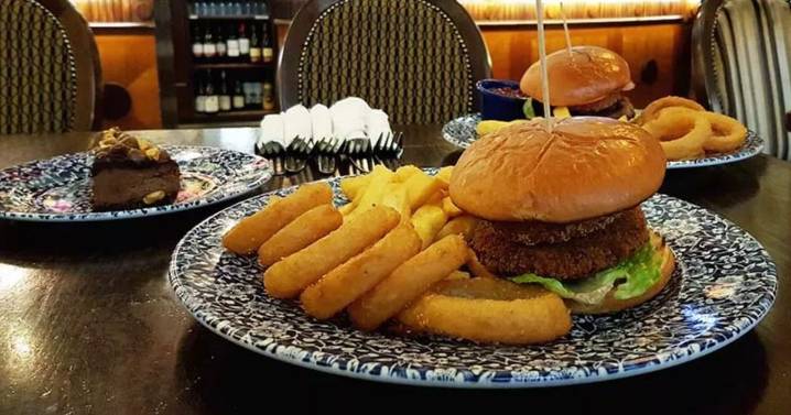 Wetherspoon ordered to pay over £25k after worker used staff discount on Sunday roast