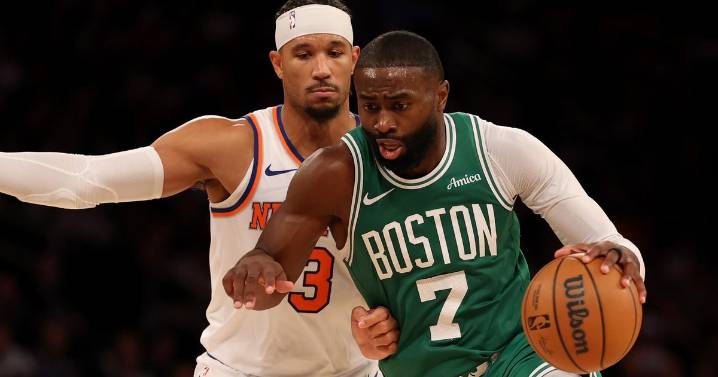 Jaylen Brown blames Boston media for baldness: "Y'all caused this."