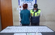 Descubren en Tafí Viejo a mujer vendiendo droga en la vía pública: tenía 144 dosis de cocaína