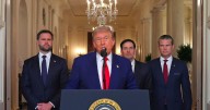 Trump descarta presentarse a la Vicepresidencia en 2028 para seguir en la Casa Blanca tras el fin de su mandato