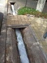 Misteriosa agua blanca en acequias de la Quinta Sección
