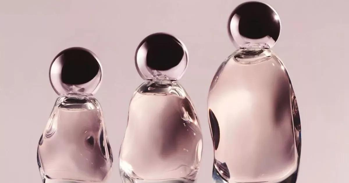 Beauty buffs snap up perfume for £2 that 'women stop me in the street' over