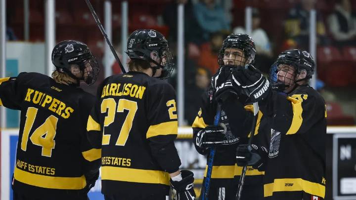 Golden Hawks climbing national rankings