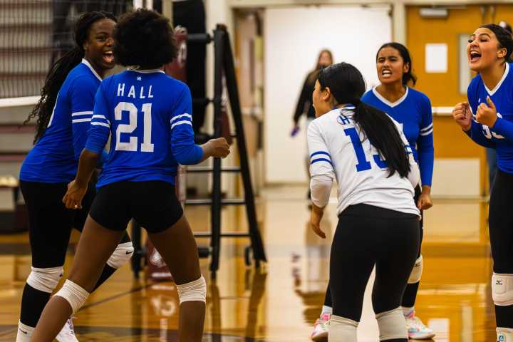 Bristol Central Sweeps Hall in Tough 3-Set Battle in first round of CCCs