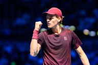 Sinner accede a semifinales en Viena; Zverev avanza sin jugar