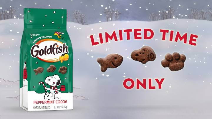 This new Snoopy-themed Goldfish flavor is about to make your holiday snacking so much better
