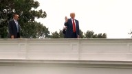 Qué hacía Trump subido al techo del Ala Este en agosto: tres meses después se ha resuelto el enigma