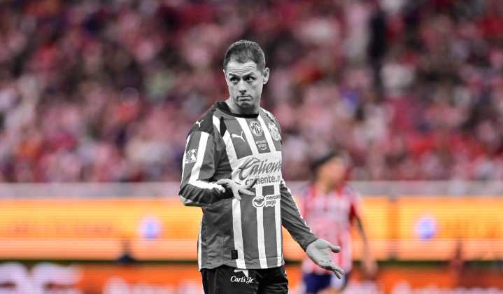 ¡Los rumores eran ciertos! Javier Hernández se queda sin equipo