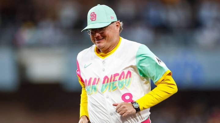 Padres manager Mike Shildt announces retirement after just 2 seasons in charge