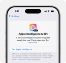 Apple’s Siri Overhaul Hit by Another Major AI Exec Exit: Report