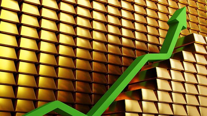 Gold tops $4,000 for first time fuelled by US shutdown