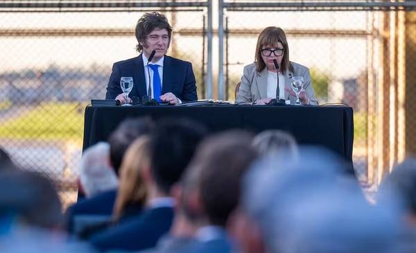 "Tolerancia cero y penas más duras": con Espert en el público, Milei presentó un proyecto de nuevo Código Penal