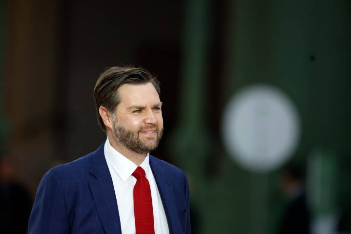 Gobierno Trump advierte de “desastre” para el tráfico aéreo si el cierre federal persiste