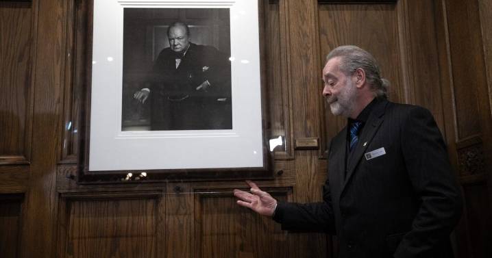 Churchill portrait thief loses appeal, heads to Supreme Court