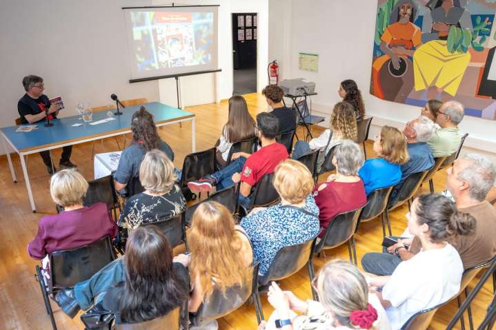 Gerardo Macías presenta 'Días de Cómics' en el Museo de Bellas Artes de Tenerife