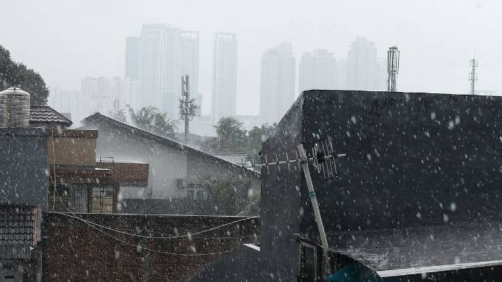 IMD Warns Of Extremely Heavy Rain In Sub-Himalayan West Bengal Till Oct 6