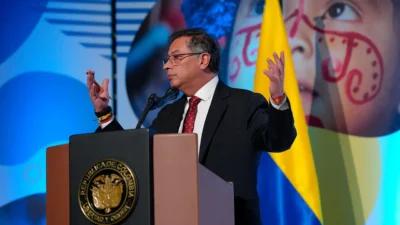 EE.UU. impone sanciones financieras a Petro tras acusarlo de ser «líder del narcotráfico»