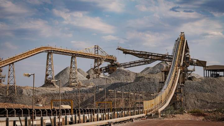 Greatland Resources shares surge after quarterly preview, gold climbs to fresh record of $6000 per ounce