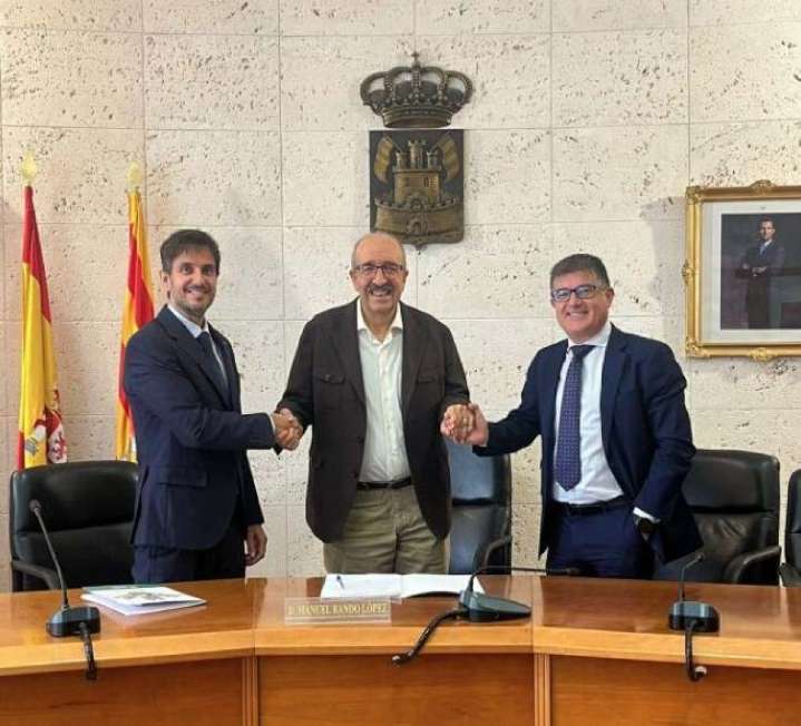 Caja Rural de Teruel financiará la planta fotovoltaica de Calamocha