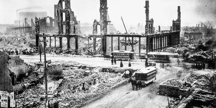 El incendio que destruyó un tercio de las casas de una ciudad, mató a 300 personas y el misterio que aún persiste sobre su origen