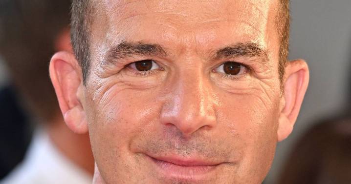 Martin Lewis tells Brits how to get up to £700 car finance compensation