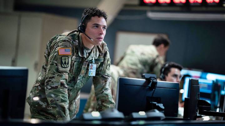 Netflix just added a new political thriller that had me on the edge of my seat — and it’s one of the best streaming movies of 2025