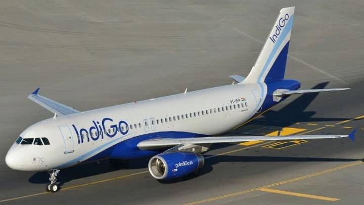 IndiGo Kolkata–Srinagar Flight Makes Emergency Landing In Varanasi Due To Fuel Leak