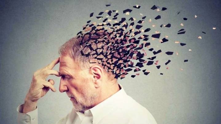 Encuesta: 6 de cada 10 personas no saben cómo actuar si ven a alguien con síntomas de ACV