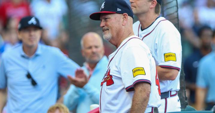 Brian Snitker out as Braves' manager, will transition into advisory role