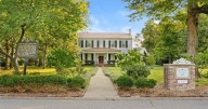 Historic Bashford Manor Inn, one of Louisville's oldest homes, heads to auction