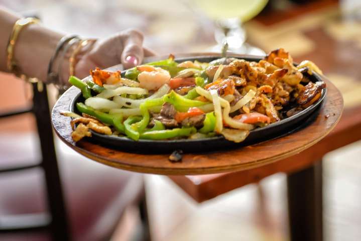 El Vaquero Mexican Restaurant opens first Northeast Ohio location