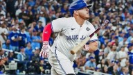 Alejandro Kirk conecta jonrón clave en el triunfo de Toronto sobre Dodgers en la Serie Mundial