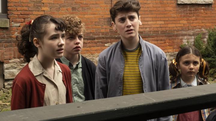 'IT: Welcome to Derry': All the Stephen King Easter eggs in episode 1