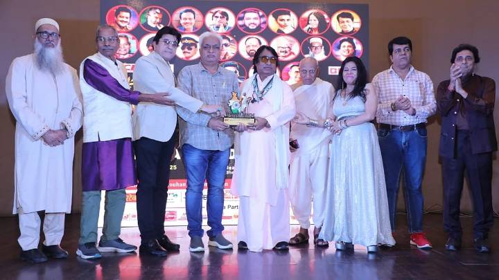 Jitender Kumar Tiwari Honoured with Mahatma Gandhi Ratna Award 2025