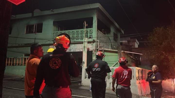 Investigación preliminar indica que gemelos que muerieron en incendio en Monterrey habrían estado solos