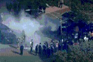 Video: Feds appear to deploy chemical agent in standoff with Chicago residents