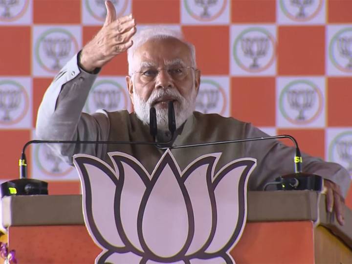 PM Narendra Modi targets Mahagathbandhan