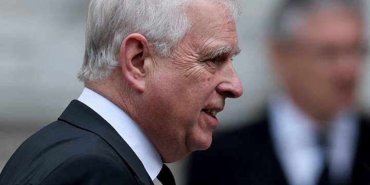 La policía británica investiga al príncipe Andrés por intentar sacar “trapos sucios” de Virginia Giuffre, víctima de Jeffrey Epstein