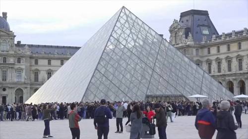 French police arrest 2 Louvre jewel heist suspects
