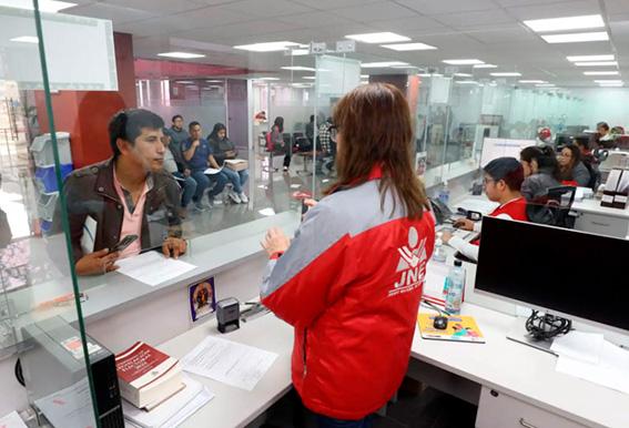 El 31 de octubre vencerá plazo para inscripción de candidatos a primarias, reitera el JNE