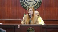 Recuperan camioneta robada de la diputada Paola Gárate en Culiacán